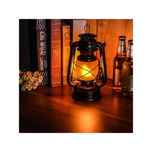 GloboStar® 76546 Vintage Επιτραπέζιο Διακοσμητικό Φωτιστικό LED Retro Μαύρο Φαναράκι Flame Effect 10W 500lm Επαναφορτιζόμενο με Διακόπτη On/Off & Καλώδιο Πρίζα Σούκο – Μπαταρίας 2×18650 4000Mah (Περιλαμβάνονται) Ultra Θερμό Λευκό 1800K