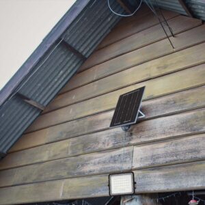 LED ηλιακός προβολέας 10W ψυχρό λευκό 6400K με μαύρο σώμα και χειριστήριο V-TAC – 7823