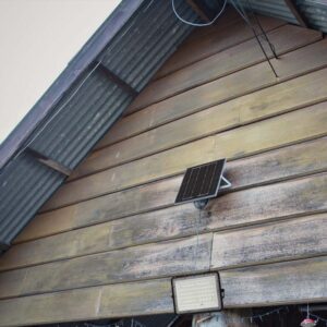 LED ηλιακός προβολέας 15W ψυχρό λευκό 6400K με μαύρο σώμα και χειριστήριο V-TAC – 7825