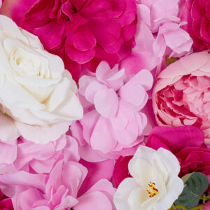 GloboStar® Artificial Garden ROSALIE 78335 Τεχνητό Διακοσμητικό Πάνελ Λουλουδιών – Κάθετος Κήπος σύνθεση Ροζαλί Μ60 x Π40 x Υ6cm