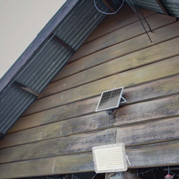 LED Ηλιακός Προβολέας 20W με Τηλεχειριστήριο V-TAC Λευκός IP65 1800lm Ψυχρό Λευκό 6400K – 7845