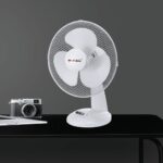 Επιτραπέζιος ανεμιστήρας 40W 12 ιντσών με 4 κουμπιά και 3 πτερύγια λευκό σώμα V-TAC – 7924
