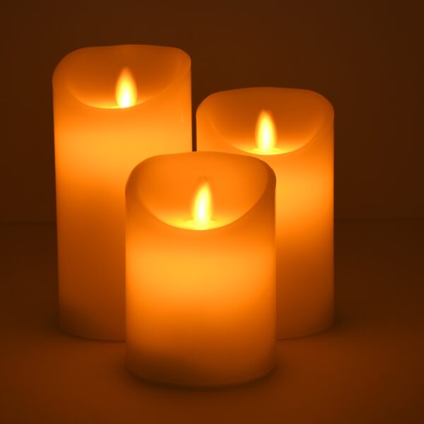 GloboStar® 79555 ΣΕΤ 3 Διακοσμητικών Realistic Κεριών Παραφίνης με LED Εφέ Κινούμενης Φλόγας – Μπαταρίας & Ασύρματο Χειριστήριο IR Θερμό Λευκό 3000K Dimmable