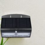 LED Ηλιακό Φωτιστικό 6.8W V-TAC με Αισθητήρα Αδιάβροχο IP65 Μαύρο Πλαστικό Φυσικό Λευκό 4000K – 8279