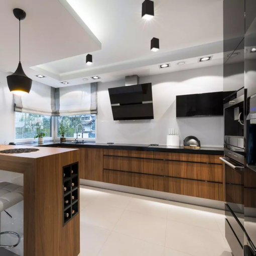 Επιφανειακό φωτιστικό Spot GU10 με τετράγωνο μαύρο και χρώμιο σώμα V-TAC – 8994