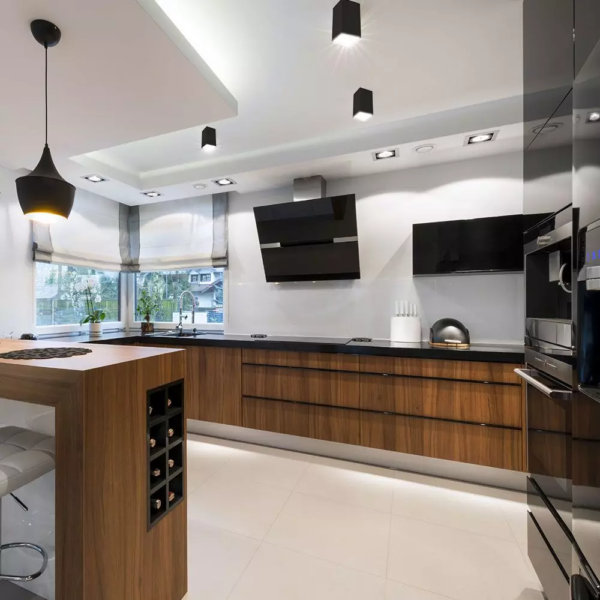 Επιφανειακό φωτιστικό Spot GU10 με τετράγωνο μαύρο και χρώμιο σώμα V-TAC – 8994