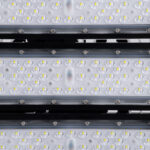 GloboStar® GOLIATH 90105 LED Προβολέας Γηπέδου – Φωτιστικό Tunnel 1000W 160000LM 75°*135° AC 100-277V Αδιάβροχο IP65 Μ62 x Π22 x Υ90cm Ψυχρό Λευκό 5000K – MeanWell Driver & LumiLEDs Chip – 5 Χρόνια Εγγύηση