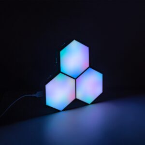 GloboStar® DIGIOCTA 90447 Σετ 3 Ψηφιακων LED RGB Φωτιστικών Κυψελών με Ψηφιακό Controller με WiFi Smart APP & Ασύρματο Χειριστήριο RF 2.4Ghz – LED SMD 5050 4.5W/Σετ 42PIXEL/Σετ 360lm/Σετ 120° DC 5V με USB 2.0 IP20 Πολύχρωμο RGB – Dimmable – Μ10.5 x Π10.5 x Υ3cm Ανά Κυψέλη – 2 Χρόνια Εγγύηση