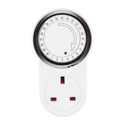 ΧΡΟΝΟΔΙΑΚΟΠΤΗΣ UK ΠΡΙΖΑΣ 24ΩPEΣ 13A 240V ΜΕ ΠΡΟΣΤΑΣΙΑ ΕΠΑΦΩΝ IP20 EUROLAMP – 147-35002