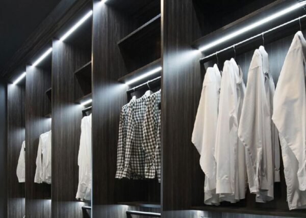 LED Ταινία 1Μ με Μπαταρίες και Αισθητήρα για Ντουλάπες Αδιάβροχη IP65 4000K ACA – CLOSLIT