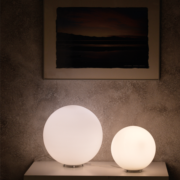 ACA DECOR   – Επιδαπέδιο Φωτιστικό 1ΧΕ27 Λευκό Γυαλί + Πλαστικό Φ35ΧΗ35cm