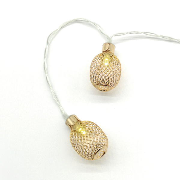 “METAL PINAPPLE” 10LED ΛΑΜΠΑΚ ΣΕΙΡΑ ΜΠΑΤΑΡ.(3xAA)ΘΕΡΜΟ ΛΕΥΚΟ ΧΡΥΣΟ ΜΕΤΑΛΛΟ IP20 135+30cm ΔΙΑΦΑΝ Κ ACA – X061011256