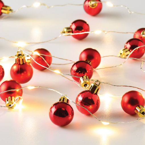 “XMAS ΓΙΡΛΑΝΤΑ ΚΟΚΚΙΝΕΣ ΜΠΑΛΕΣ” 20 LED WW ΛΑΜΠΑΚ ΣΕΙΡ ΑΣΗΜΙ ΚΑΛ ΧΑΛΚΟΥ,ΜΠΑΤ (2xAA)IP20 190+30cm  ACA – X13201101
