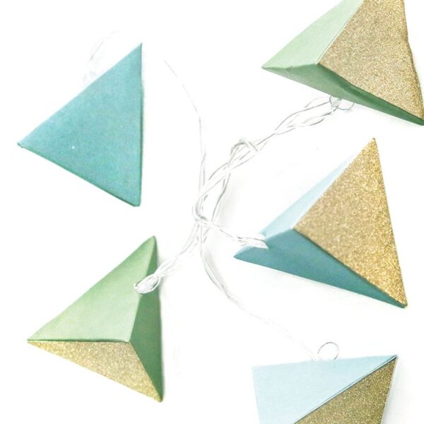 PAPER DECORATIVE STRING LIGHTS” ΠΡΑΣΙΝΟ TΡΙΓΩΝΟ 10 LED ΛΑΜΠΑΚIA ΣΕΙΡΑ ΜΠΑΤΑΡ(2xΑΑ) ΘΕΡΜΟ ΛΕΥΚΟ IP20 ACA – XN10WW2A