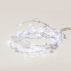 PEARL Σχέδιο 20 LED ΛΑΜΠΑΚIA ΣΕΙΡΑ ΨΥΧΡΟ ΛΕΥΚΟ ΑΣΗΜΙ ΚΑΛΩΔ ΧΑΛΚΟΥ & ΜΠΑΤΑΡ 2xAA IP20 2m+10cm 1.2W ACA – X01201111