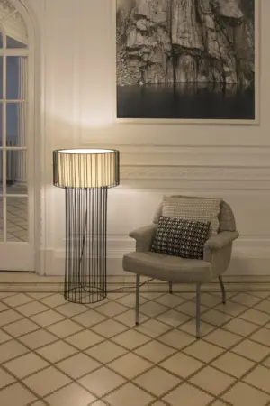 Faro Barcelona LINDA Επιδαπέδιο Φωτιστικό Μαύρου-Μπεζ Χρώματος E27 – 29312