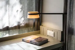 Faro Barcelona LOOP Επιτραπέζιο Φωτιστικό, Αρθρωτό, Step Dimmable, Ξύλινο LED 6W 2700K – 29568