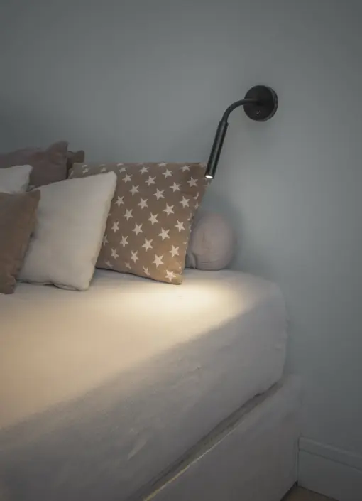 Faro Barcelona KALE Επιτοίχιο Φωτιστικό με Εύκαμπτο βραχίονα Μαύρου Χρώματος – 62703