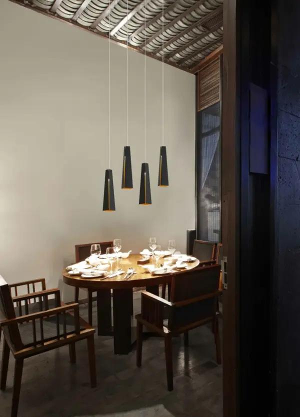 Faro Barcelona PLUMA Χρυσό-Μαύρο Κρεμαστό Φωτιστικό LED 6W 3000K- 64172