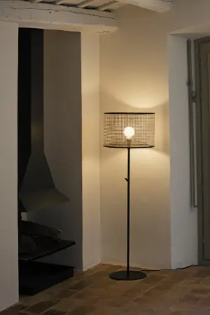 Faro Barcelona MAMBO BLACK Φωτιστικό Δαπέδου, Μαύρου Ραττάν Χρώματος- 64313-49