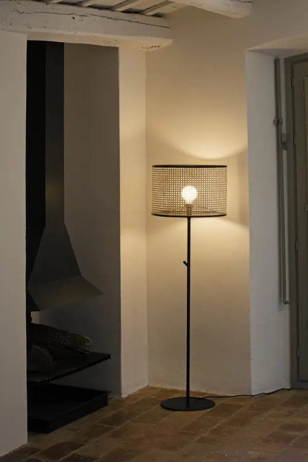 Faro Barcelona MAMBO BLACK Φωτιστικό Δαπέδου, Μαύρου Ραττάν Χρώματος- 64313-49