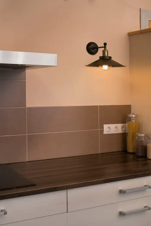 Faro Barcelona MARLIN Επιτοίχιο Φωτιστικό Μαύρου Χρυσού Χρώματος E27 25W – 65133