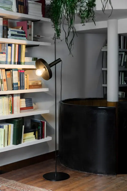 Faro Barcelona WHIZZ Φωτιστικό Δαπέδου, Μαύρου-Χρυσού Χρώματος  – 20164-95