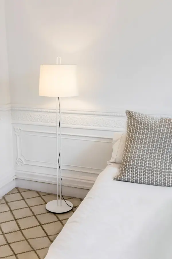 Faro Barcelona MONTREAL Επιδαπέδιο Φωτιστικό, Λευκού Χρώματος – 24036-07