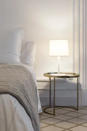 Faro Barcelona CONGA Επιτραπέζιο Φωτιστικό Λευκού Χρώματος – 64310-04