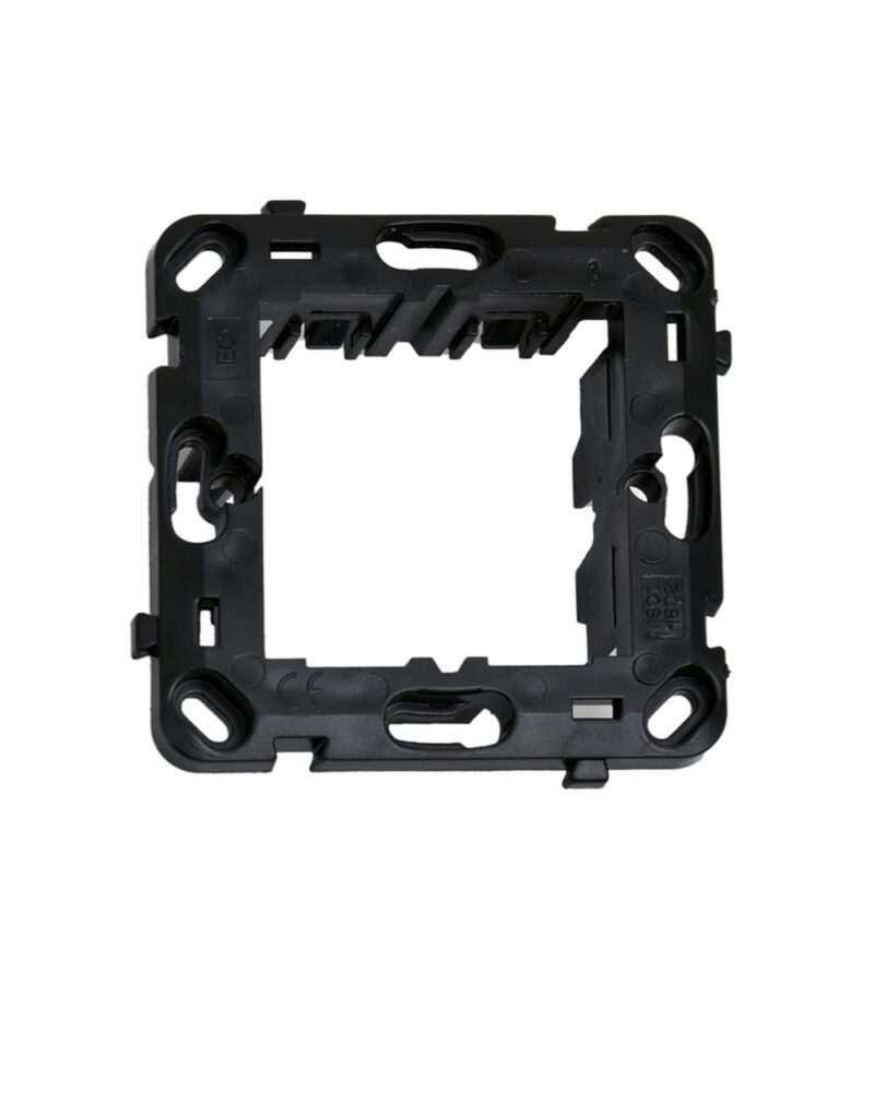 ΒΑΣΗ ΙΝΤΕΡΝ.2Μ  ΚΟΥΤΙ ΤΕΤΡΑΓΩΝΟ ΑΞΟΝΑ 71 ΧΙΛ – 2-ECL4601