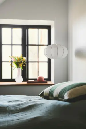 Aeron 40 | Pendant | White – 1-NR2312153001