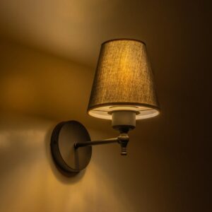 GloboStar® ELEGANTE 204-0185 Μοντέρνο Φωτιστικό Τοίχου Απλίκα Μονόφωτο 1 x E27 AC 220-240V IP20 Μαύρο – Μ14 x Π14 x Υ26cm