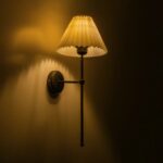 GloboStar® LING 204-0188 Μοντέρνο Φωτιστικό Τοίχου Απλίκα Μονόφωτο 1 x E27 AC 220-240V IP20 Μπεζ & Μαύρο – Μ22 x Π22 x Υ50cm