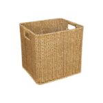 GloboStar® Artificial Garden CAVES 21496 Διακοσμητικό Πλεκτό Καλάθι – Κασπώ Γλάστρα – Flower Pot Μπεζ Μ32 x Π28 x Υ30cm