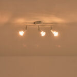 ΣΠΟΤ ΚΙΝΗΤΟ 3ΦΩΤΟ ΜΕΤΑΛΛΙΚΟ ΛΕΥΚΟ 3XGU10 300X80X125mm ARTE ILLUMINA VORRAS EUROLAMP – 145-25241