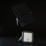 30W LED Ηλιακός Προβολέας Μαύρος CCT 3000lm IP65 με Ανιχνευτή Κίνησης & Τηλεχειριστήριο V-TAC 24277VT