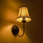 GLOBOSTAR® SHELLY 01299 Vintage Φωτιστικό Τοίχου – Απλίκα με Ντουί 1 x E27 AC 220-240V IP20 – Μαύρο & Μπεζ – Μ13 x Π18 x Υ34cm