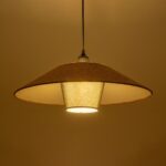 GLOBOSTAR® STORM 203-0294 Μοντέρνο Κρεμαστό Φωτιστικό Οροφής με Ντουί 1 x E27 AC 220-240V IP20 – Μαύρο &  Μπεζ – Μ50 x Π50 x Υ24cm