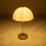 GLOBOSTAR® GAZETA 203-0304 Μοντέρνο Επιτραπέζιο Φωτιστικό Πορτατίφ με Ντουί 1 x E27 AC 220-240V IP20 – Λευκό Δίαφανο & Μπρονζέ  – Μ25 x Π25 x Υ39cm