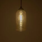 GLOBOSTAR® TUBE 206-0031 Μοντέρνο Κρεμαστό Φωτιστικό Οροφής με Ντουί 1 x E27 AC 220-240V IP20 – Mελί – Μ10 x Π10 x Υ24cm