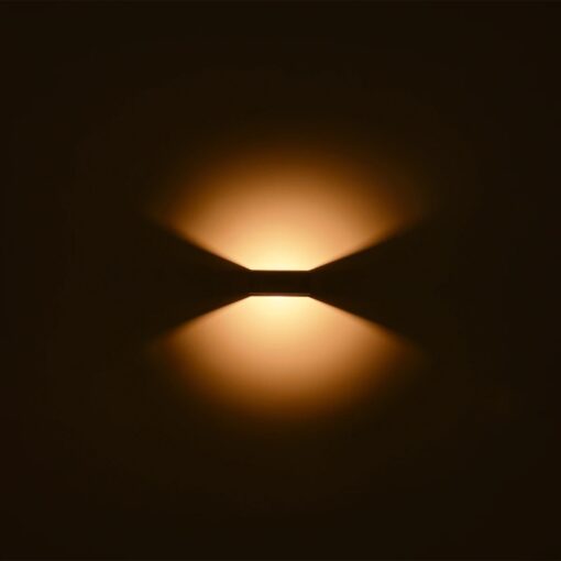 kelvo® AURA KLV-101-0116 Φωτιστικό Τοίχου / Απλίκα LED 7W 875lm 45° AC 220-240V Αδιάβροχο IP65 Θερμό Λευκό 2700K – Bridgelux COB Chip & TÜV SÜD Driver – Μαύρο Ματ – Μ13 x Π15 x Υ4.5cm – 5 Χρόνια Εγγύηση