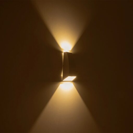kelvo® FLUX KLV-101-0121 Φωτιστικό Τοίχου / Απλίκα LED 6W 750lm 30° AC 220-240V Αδιάβροχο IP65 Θερμό Λευκό 2700K – Bridgelux COB Chip & TÜV SÜD Driver – Λευκό Ματ – Μ5 x Π8.5 x Υ17cm – 5 Χρόνια Εγγύηση