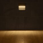 kelvo® STEPART KLV-101-0104 Φωτιστικό Σκαλοπατιού / Διαδρόμου LED 4W 500lm 45° AC 220-240V Αδιάβροχο IP65 Θερμό Λευκό 2700K – Lumileds SMD Chip & TÜV SÜD Driver – Μαύρο Ματ – Μ15 x Π3.5 x Υ15cm – 5 Χρόνια Εγγύηση