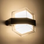 GLOBOSTAR® EMPIRE 60780 Μοντέρνο Φωτιστικό Τοίχου – Απλίκα LED 12W 1260lm 120° AC 220-240V Αδιάβροχο IP65 Φυσικό Λευκό 4500K – Bridgelux SMD Chip & TÜV SÜD Driver – Μαύρο Ματ – Μ18.5 x Π10 x Υ17.5cm – 3 Χρόνια Εγγύηση