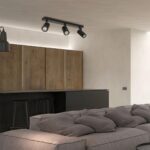 kelvo® SPOTA KLV-101-0138 Κινούμενο Φωτιστικό Σποτ Οροφής για 3 Λάμπες MR16 με Ντουί GU10 AC 220-240V IP20 – Μαύρο Ματ – Μ48 x Π6.2 x Υ14cm