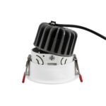 kelvo® ASYMMETRICAL KLV-101-0133 Χωνευτό Φωτιστικό Downlight Σποτ LED 7W 875lm 15°x30° AC 220-240V IP20 Φυσικό Λευκό 4500K – Bridgelux COB Chip & TÜV SÜD Driver – Λευκό Ματ – Μ8.3 x Π8.3 x Υ8.2cm / Q7.3cm – 5 Χρόνια Εγγύηση