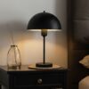 GLOBOSTAR® GAZETA 203-0296 Μοντέρνο Επιτραπέζιο Φωτιστικό Πορτατίφ με Ντουί 1 x E27 AC 220-240V IP20 – Μαύρο – Μ25 x Π25 x Υ39cm