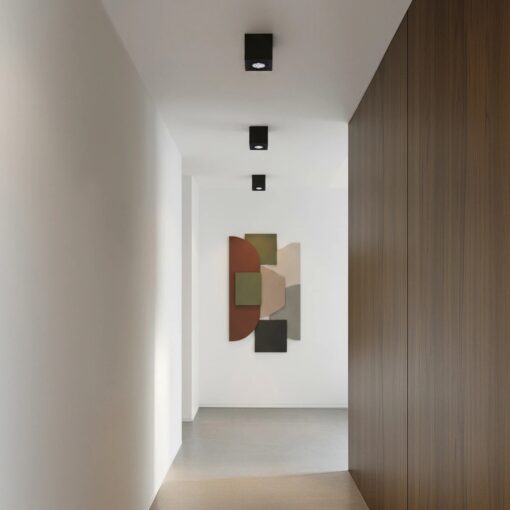 kelvo® AKIRA KLV-101-0028 Κινούμενο Φωτιστικό Downlight Σποτ για Λάμπα MR16 με Ντουί GU10 AC 220-240V IP20 – Μαύρο Ματ – Μ8 x Π8 x Υ10cm
