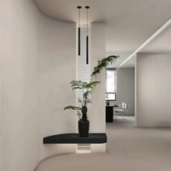 kelvo® CANAL KLV-101-0073 Κρεμαστό Φωτιστικό Οροφής LED 7W 700lm 36° AC 220-240V IP20 Θερμό Λευκό 2700K – Bridgelux COB Chip & TÜV SÜD Driver – Μαύρο Ματ – Μ4 x Π4 x Υ80cm – 5 Χρόνια Εγγύηση