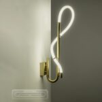 kelvo® GLOW KLV-101-0148-V2 Φωτιστικό Τοίχου / Απλίκα LED 18W 1800lm 360° AC 220-240V IP20 Ρυθμιζόμενο Λευκό CCT με On/Off 2700K/4500K/6000K – Lumileds SMD Chip – Χρυσό Πλατίνα – Μ65 x Π30 x Υ30cm – 3 Χρόνια Εγγύηση